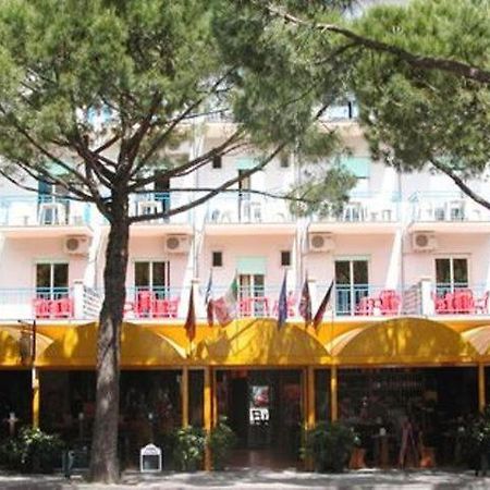 Hotel Canova Lido di Jesolo Eksteriør bilde
