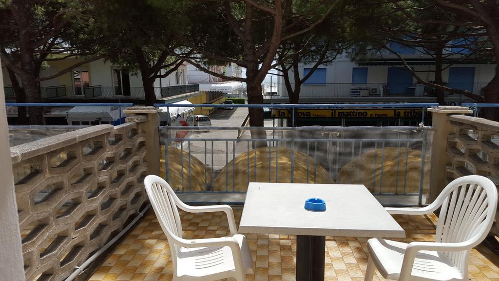 Hotel Canova Lido di Jesolo Eksteriør bilde
