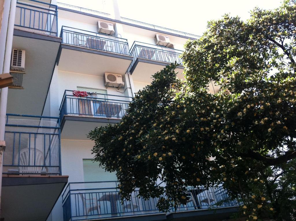 Hotel Canova Lido di Jesolo Eksteriør bilde