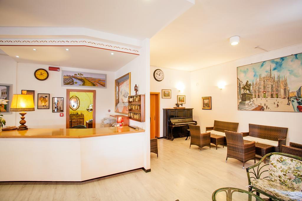 Hotel Canova Lido di Jesolo Eksteriør bilde